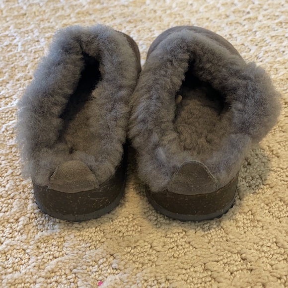 LL Bean Kids shearling slides - Picture 3 of 5